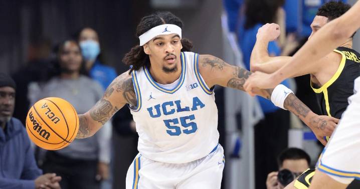 'He fought to the end': UCLA's Skyy Clark dedicates season to his late father