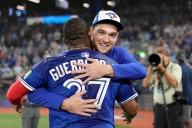 Blue Jays amplían ventaja 2-0 ante Yankees; Mariners reaccionan y empatan 1