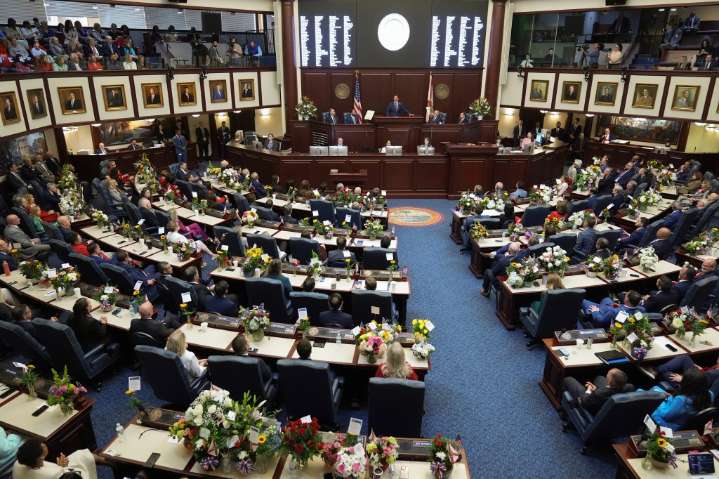 Maxwell: A new oath for teachers? How about one for Florida lawmakers?