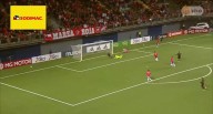 ¡Estuvo cerca! Excelente jugada de Grimaldo y Maxloren falló debajo del arco en Perú vs. Chile