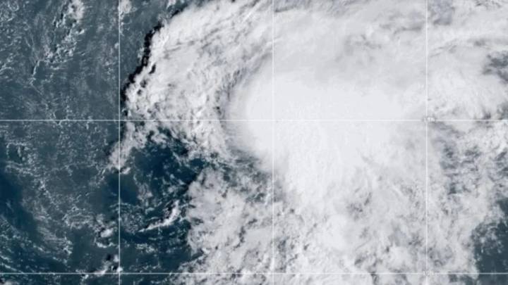 Tormenta tropical Lorenzo se formó en el Atlántico, marca la décima segunda de la temporada 2025