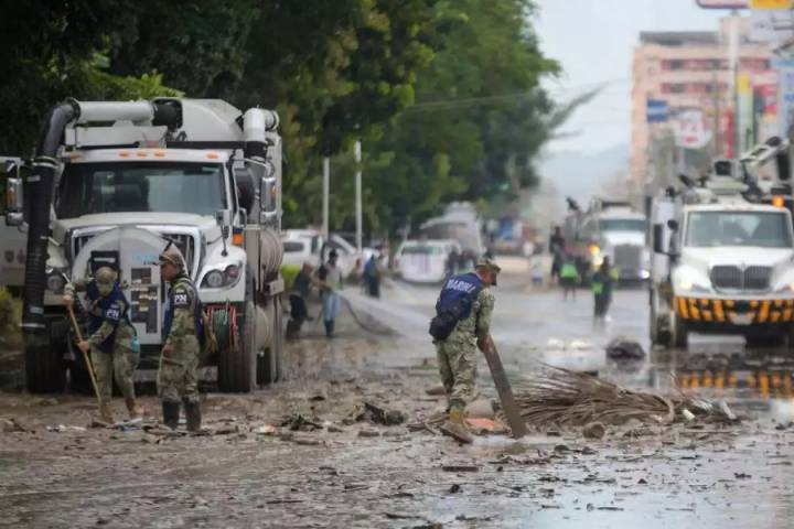 Gobierno federal reporta avances en atención a damnificados por lluvias en cinco estados