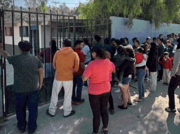 Hasta 50 niños sufren intoxicación masiva por desayuno escolar