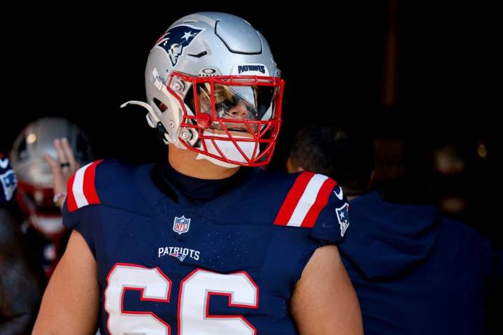 Mike Vrabel evalutates Patriots’ top two rookies’ performances vs. Browns
