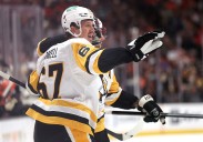 Rickard Rakell out after undergoing hand surgery; Penguins call Ville Koivunen back up