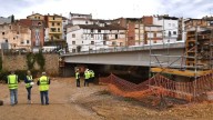 La reconstrucción del puente de la CM-215 a su paso por Landete, en su recta final