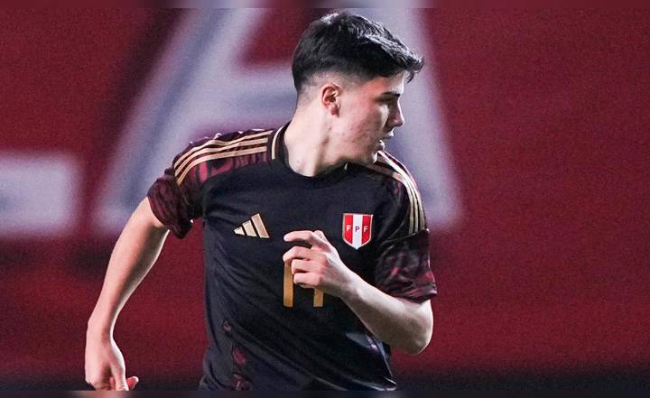 Felipe Chávez confiesa qué sintió tras debutar en la selección peruana y perder al último minuto: "El autogol nos molestó a todos"