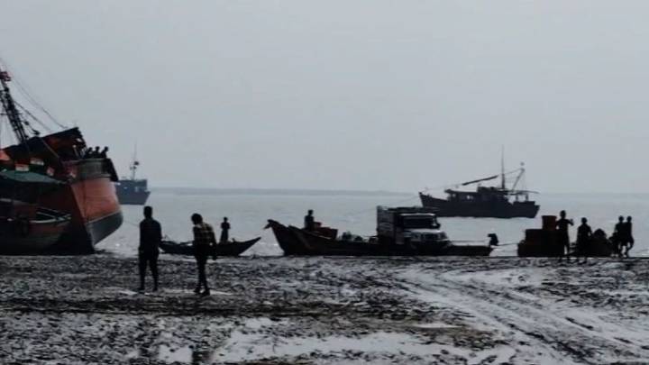 Southern Odisha on high alert as Cyclone Montha nears; fishermen urged to return to shore