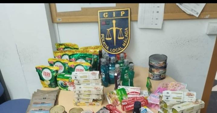 La ruta de tres ladrones por los supermercados de Málaga: detenidos con 600 euros en productos robados