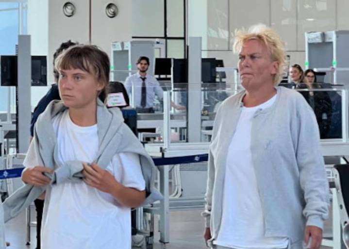 “Provocadores”. Israel deporta a Greta Thunberg y otros 170 activistas de la flotilla tras las denuncias por “condiciones inhumanas”