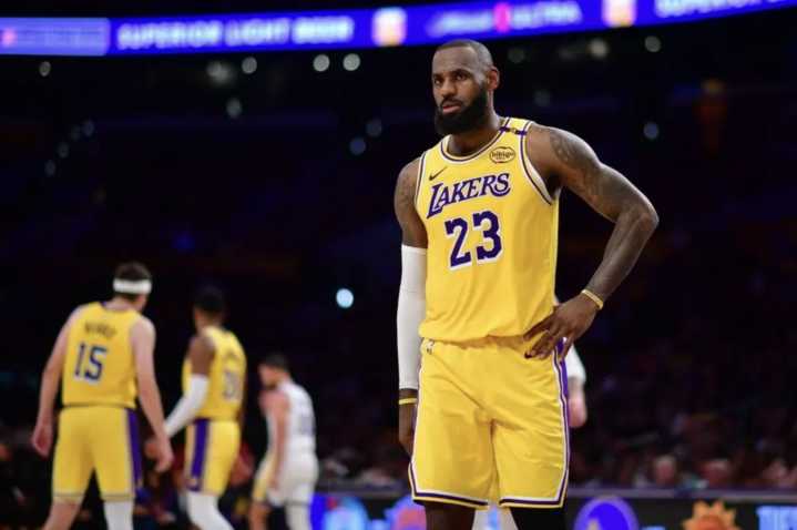 LeBron James Skips Lakers Practice to Livestream with Kai Cenat