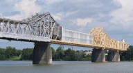 El puente Clark Memorial vuelve a abrirse tras el accidente