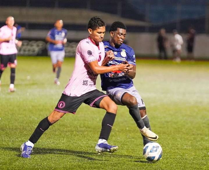 Sorpresas, remontadas y resultados inesperados en la fecha 17 el Torneo Apertura 2025