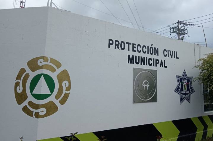 Detecta Protección Civil Municipal grave rezago del 77% en trámites y licencias