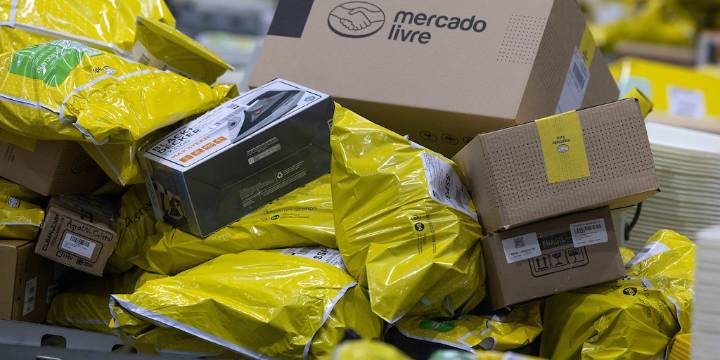 En que invierte Mercado Libre y por qué igual decepcionó al mercado, según Bloomberg