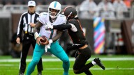 Embattled Dolphins coach Mike McDaniel appears out of answers after falling to 1