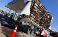 Tormenta causa daños y desorden vial en El Paso; se desploma techo de gasolinera