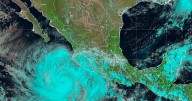 “Priscilla” evoluciona a huracán de categoría 1