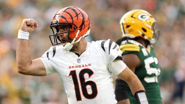 2025 NFL Trade Deadline Tracker: Live trade updates
