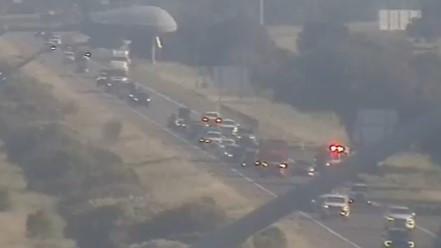 Perth traffic: Kwinana Freeway reduced to single lane near Ravenswood after rollover