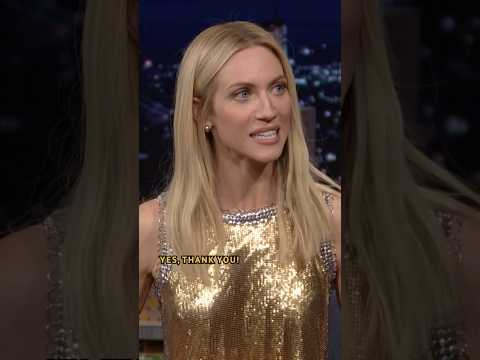 #BrittanySnow’s dog got a wig from the “same box” as #MalinAkerman while filming #TheHuntingWives 🤣