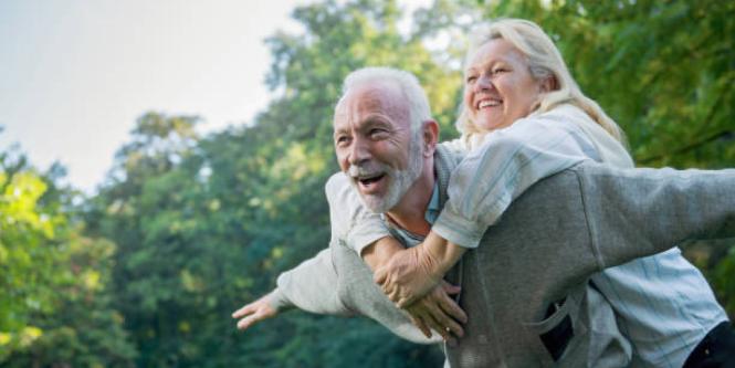 Zonas azules del mundo: cuáles son y por qué la gente supera los 90 años de vida sin problema en ellas