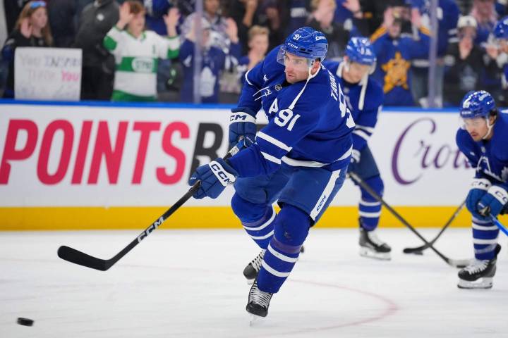 Maple Leafs' John Tavares becomes 49th NHL player to score 500 career goals