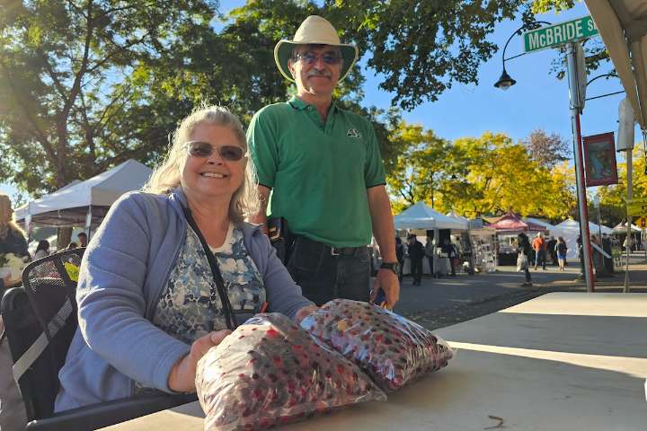 Cranberry festival takes over Fort Langley