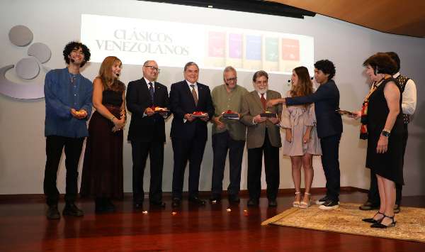 Banesco presentó “Clásicos venezolanos” la nueva colección de su Biblioteca Digital