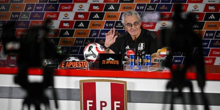Jorge Fossati no olvida su etapa con Perú: “Pasaron un millón de cosas, pero alguien se va a encargar algún día de decir toda la verdad”