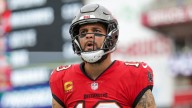 Buccaneers react to devastating Mike Evans injury news
