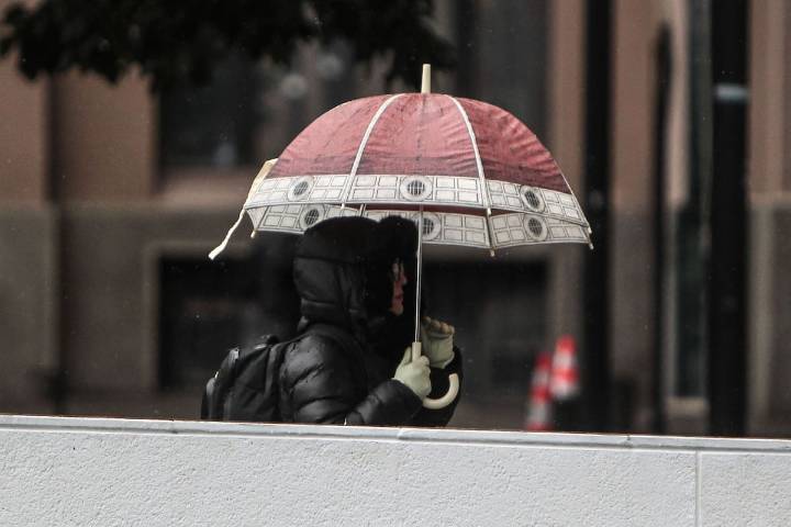 Pronostican lluvia, nieve y frío para Santiago: ¿Cuándo comienza el vuelco en el tiempo de la región Metropolitana?