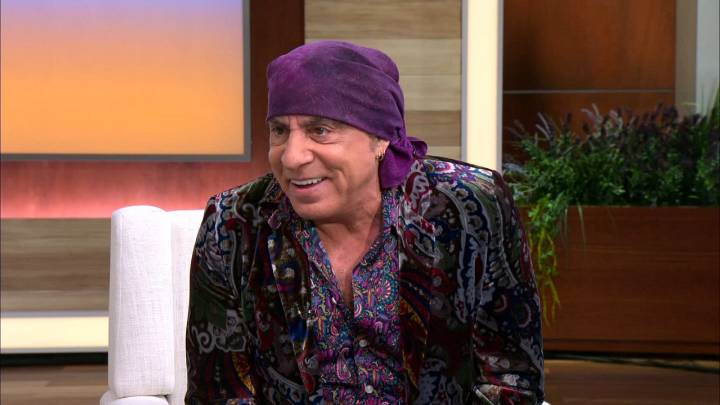 Stevie Van Zandt brings music to the classroom