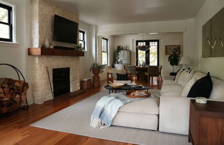 Choose living room furniture to fit your lifestyle