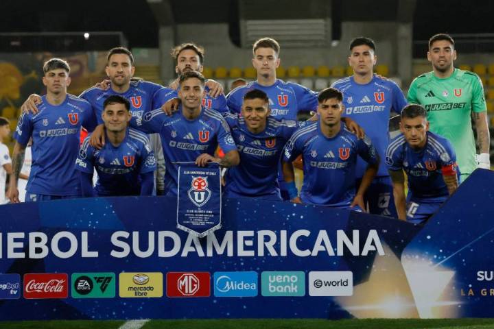 Conmebol da nuevo golpe a la U y aplica millonarias multas al club y Gustavo Álvarez
