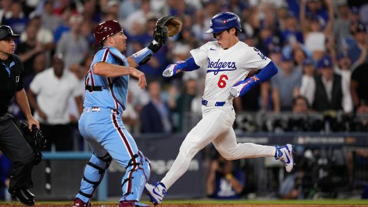 Dodgers advance to NLCS after Kerkering's 11th-inning error beats Phillies