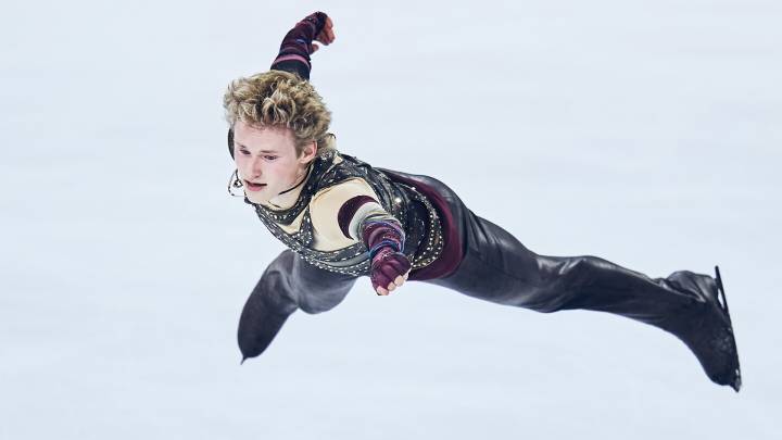 Ilia Malinin smashes competition in season-opening Grand Prix de France win