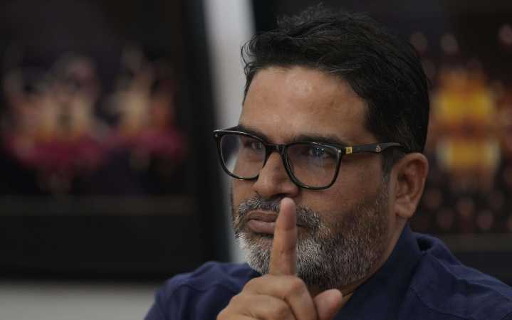 Kishor vows action against 100 most corrupt politicians, bureaucrats if voted to power in Bihar