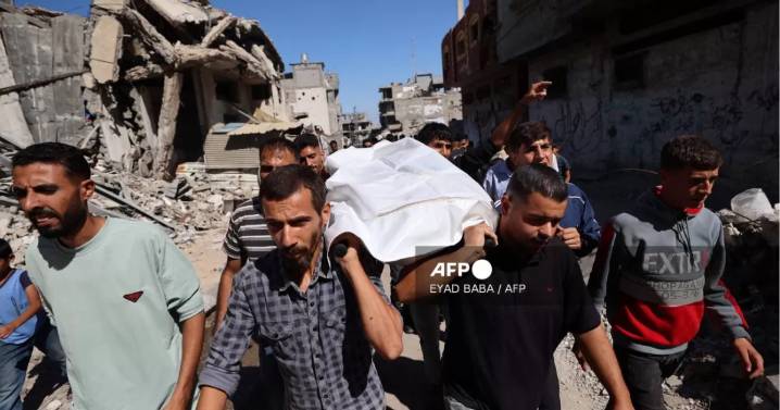 Israel entrega a Gaza los cuerpos de 15 palestinos en el marco del alto al fuego con Hamás