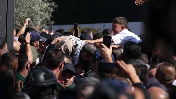 Israel libera a presos palestinos
