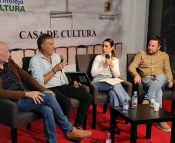 Marmolejo disfrutó de una inspiradora velada literaria con el encuentro “Café con Autor”