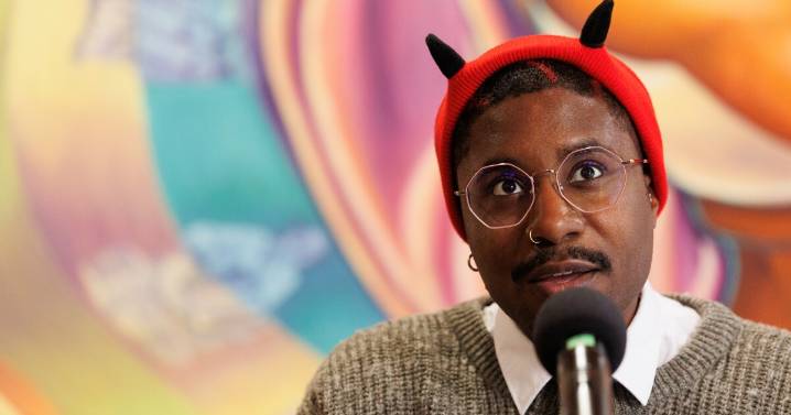 For artists struggling to afford health care, new Dallas program aims to help