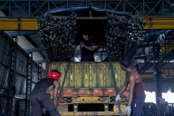 India's September manufacturing growth cools as price rises soar to 12