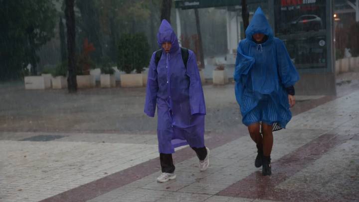 Andalucía eleva a nivel 1 el Plan por Riesgo de Inundaciones tras activar el aviso rojo en Huelva
