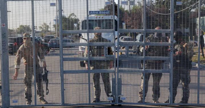Trump lawyers ask Chicago judge to deny motion to bar National Guard troop deployment, setting up historic hearing