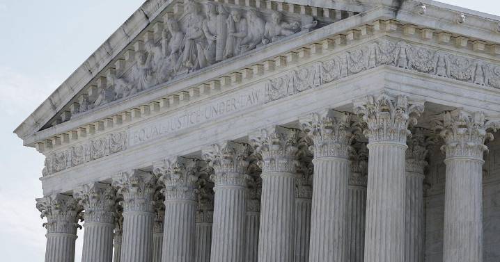 Commentary: How 'originalism' Became the prevailing view at the US Supreme Court