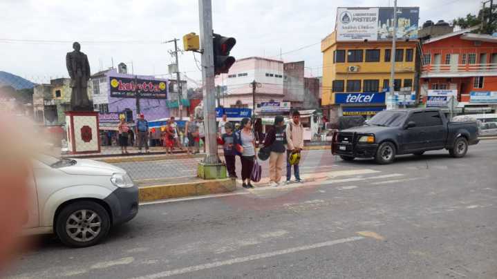 En Huejutla hace falta “conciencia peatonal”: conductores