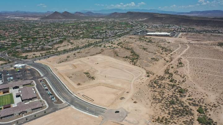David Weekley Homes buys 44 acres in Vistancia for $19.85 million