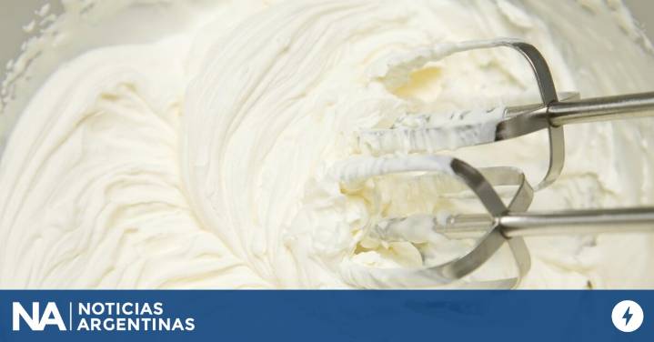 El postre con crema, sin horno y de 3 ingredientes listo en 5 minutos, ideal para el café
