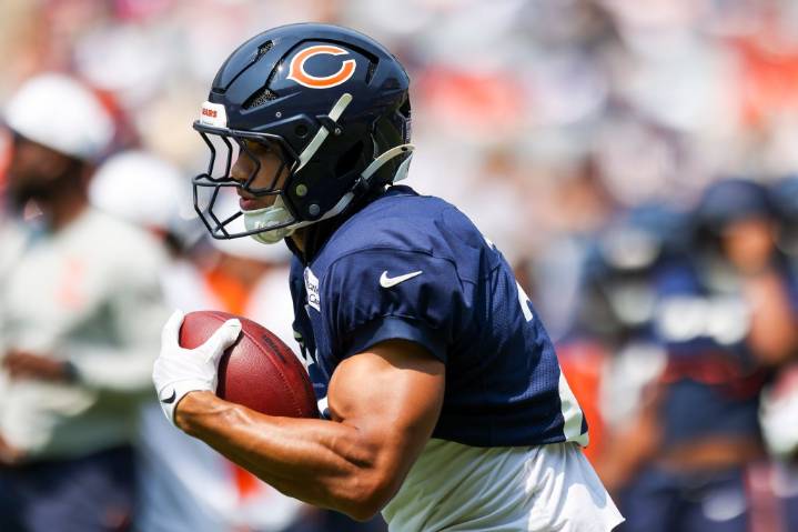 Chicago Bears activate RB Travis Homer from IR for Sunday’s game — but DE Austin Booker remains sidelined